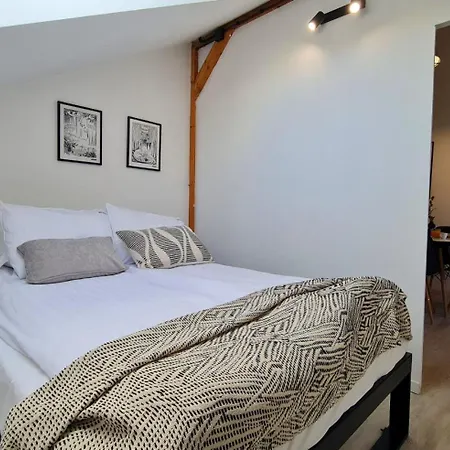 Quiet Street 11, 6e Apartamento